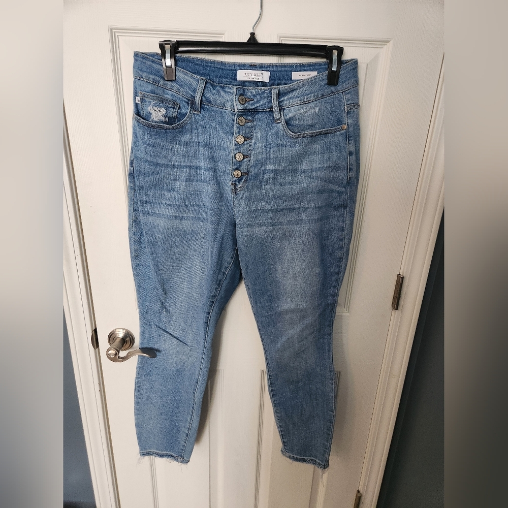 Judy Blue skinny fit 16W jeans